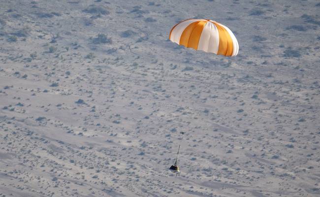 Prueba de caída y recuperación de la cápsula de retorno de muestras de la misión OSIRIS-REx